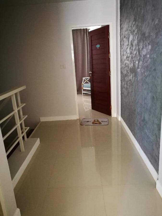Pak Chong More Hostel Ngoại thất bức ảnh