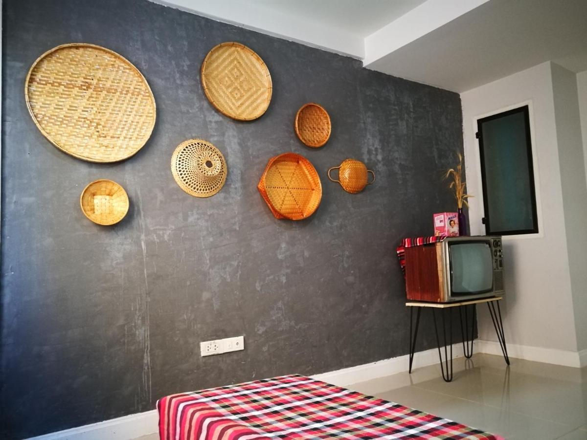 Pak Chong More Hostel Ngoại thất bức ảnh